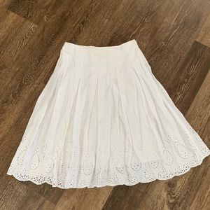 Super cute St. John’s Bay white 100% cotton skirt